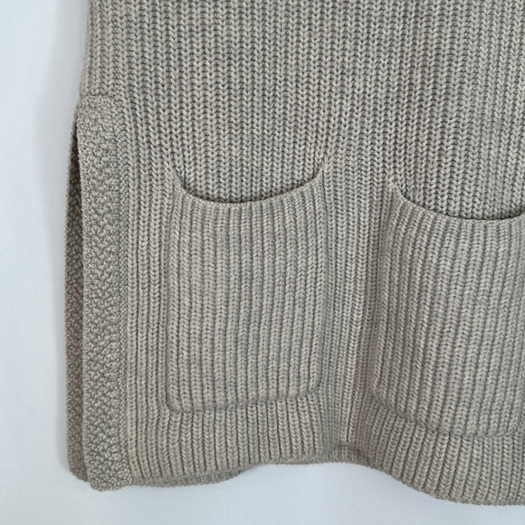 Wilfred Aritzia 100% Wool Sleeveless Chartres Sweater Top - Picture 3 of 7